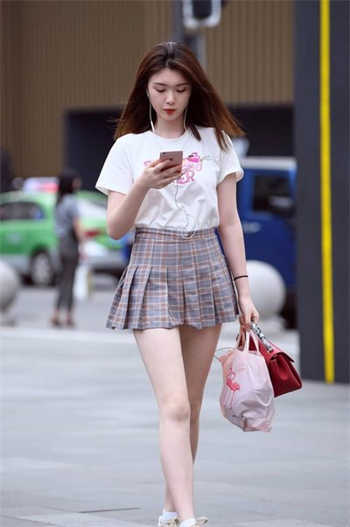 监控妻子和水管工视频
