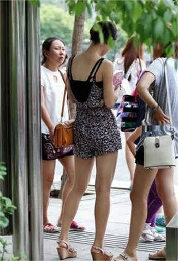 四妻子之财神到辣妻子