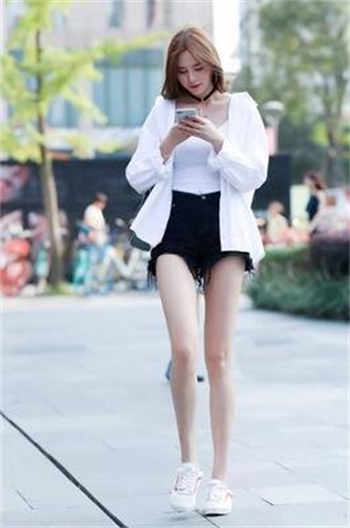 出轨的银行女经理