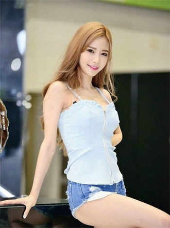 一晚上征服三个寡妇