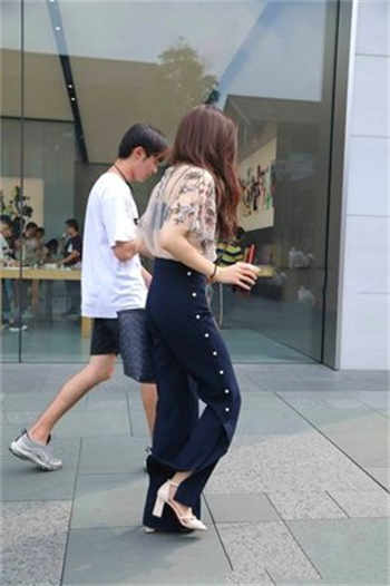 浩克一笑的gif
