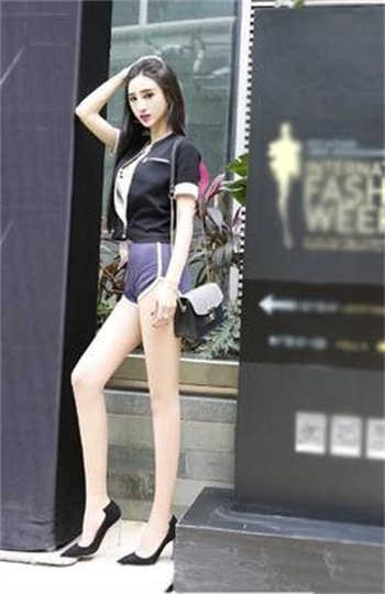 老公请客户吃饭带老婆