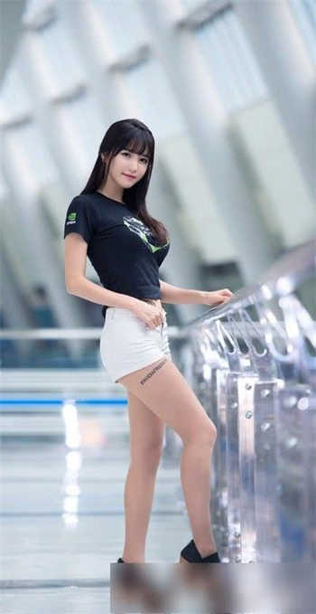 我和隔壁陈太太完整版