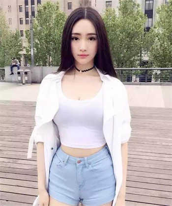 宜家商场视频女主角