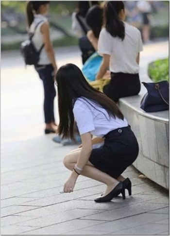 买房给销售干了的小说