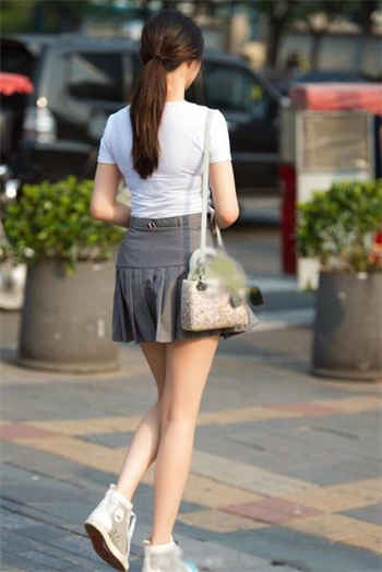 赞美女性的句子