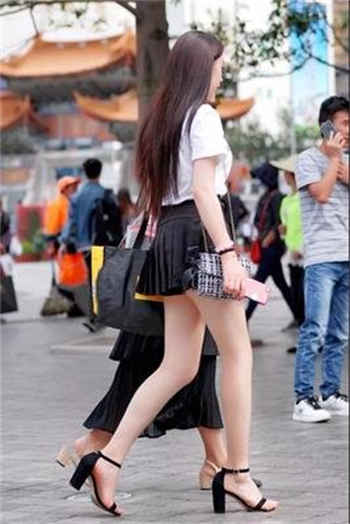 姜贞羽的应援色