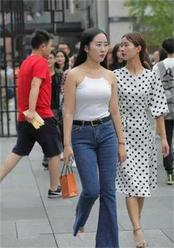 陌陌约了个女的要300块