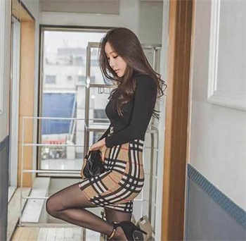 花瓶逆袭女主之路书穿颜夕