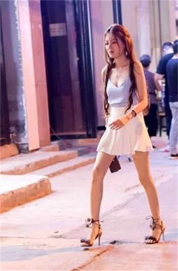 抖音李颖薇微胖衣服设计