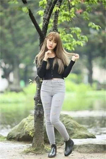 新娘发喜帖许安妮在线观看